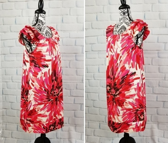 Rabbit women's size 10 dress lined short sleeve - Picture 2 of 7